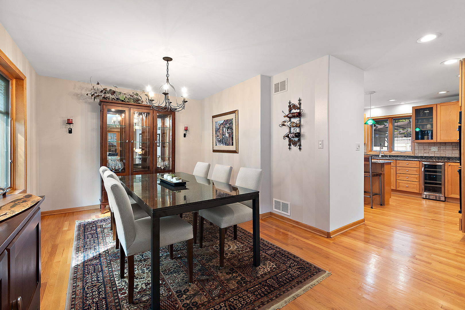 9542 Parkside Avenue, Oak Lawn, IL 60453