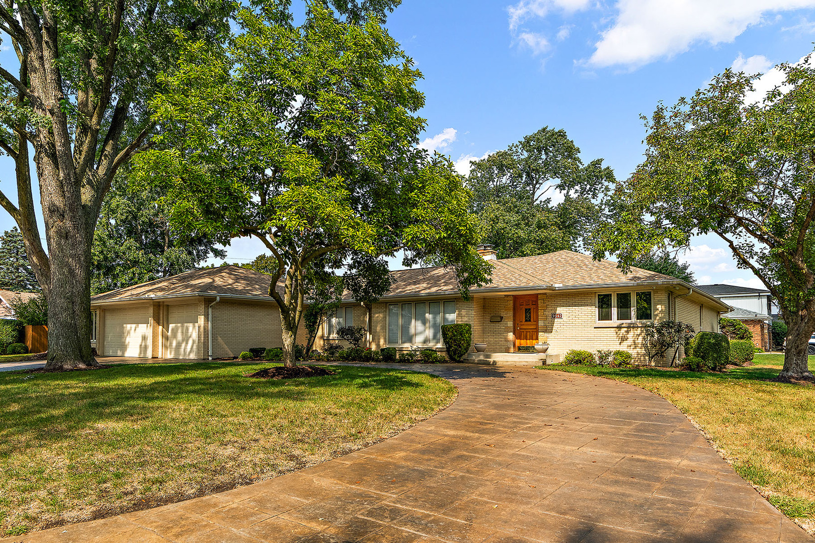 9542 Parkside Avenue, Oak Lawn, IL 60453