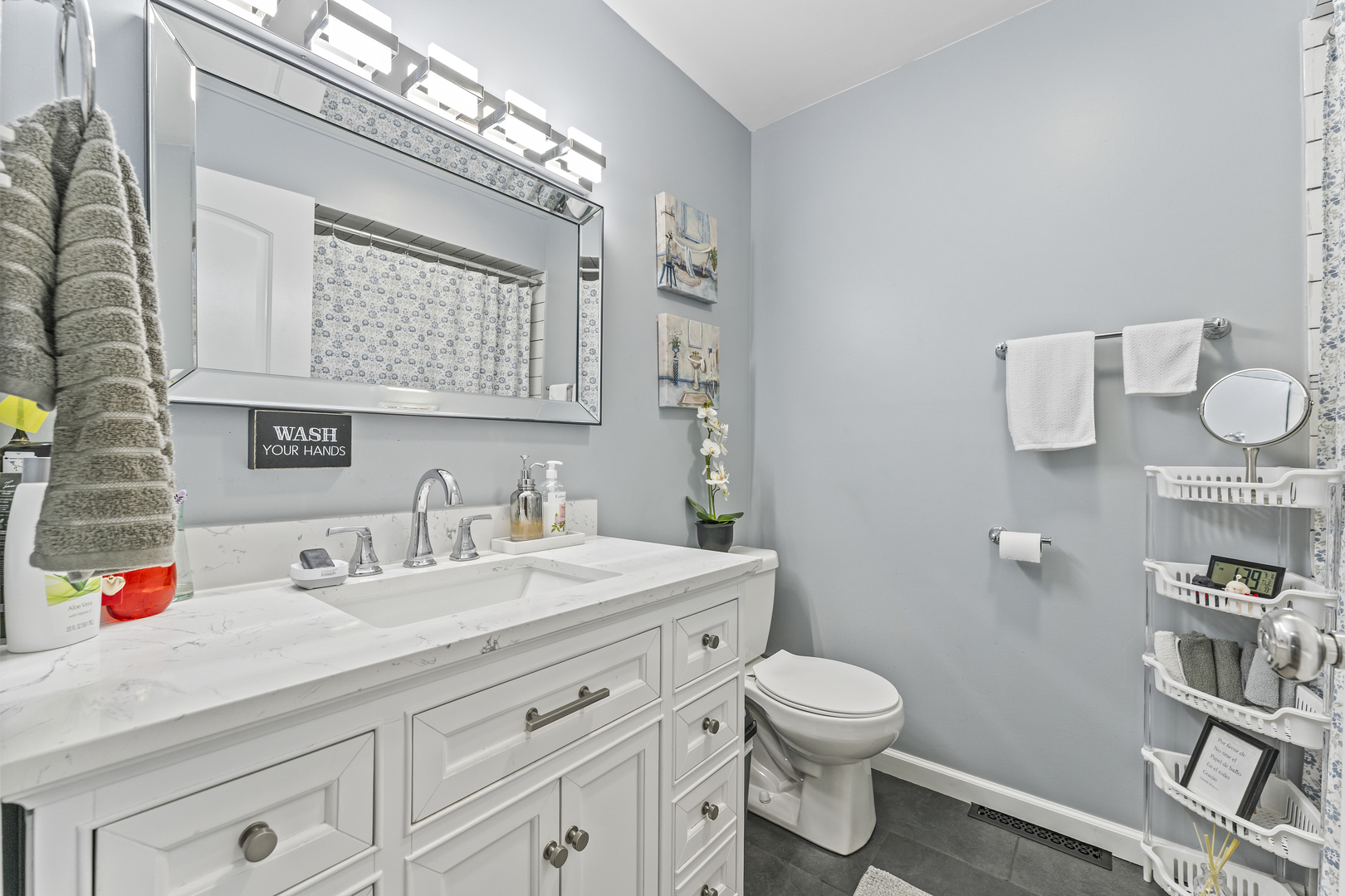 3409 Glen Flora Avenue, Gurnee, IL 60031