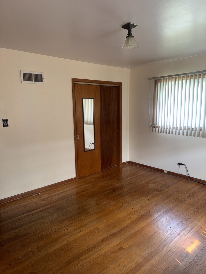 214 Eastgate Avenue, Chicago Heights, IL 60411