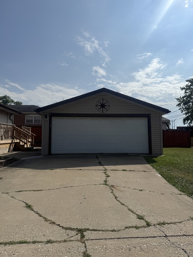 214 Eastgate Avenue, Chicago Heights, IL 60411