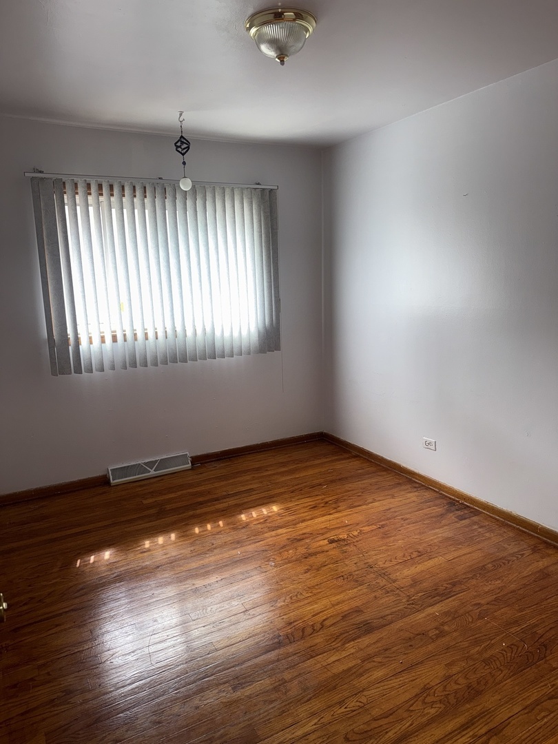 214 Eastgate Avenue, Chicago Heights, IL 60411