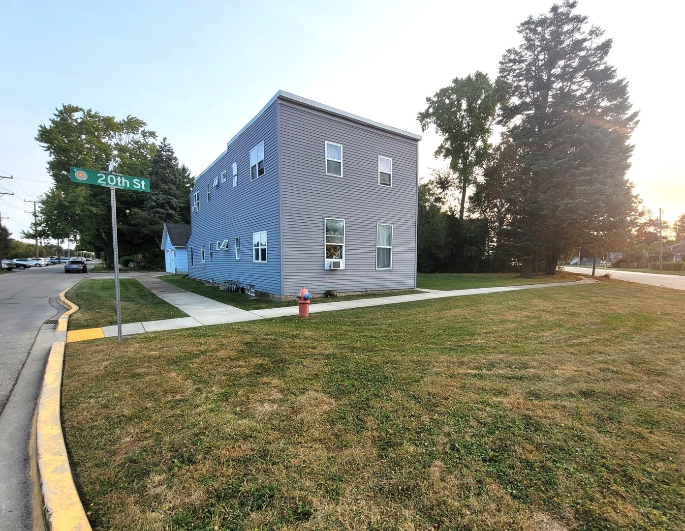1128 20th Street, North Chicago, IL 60064
