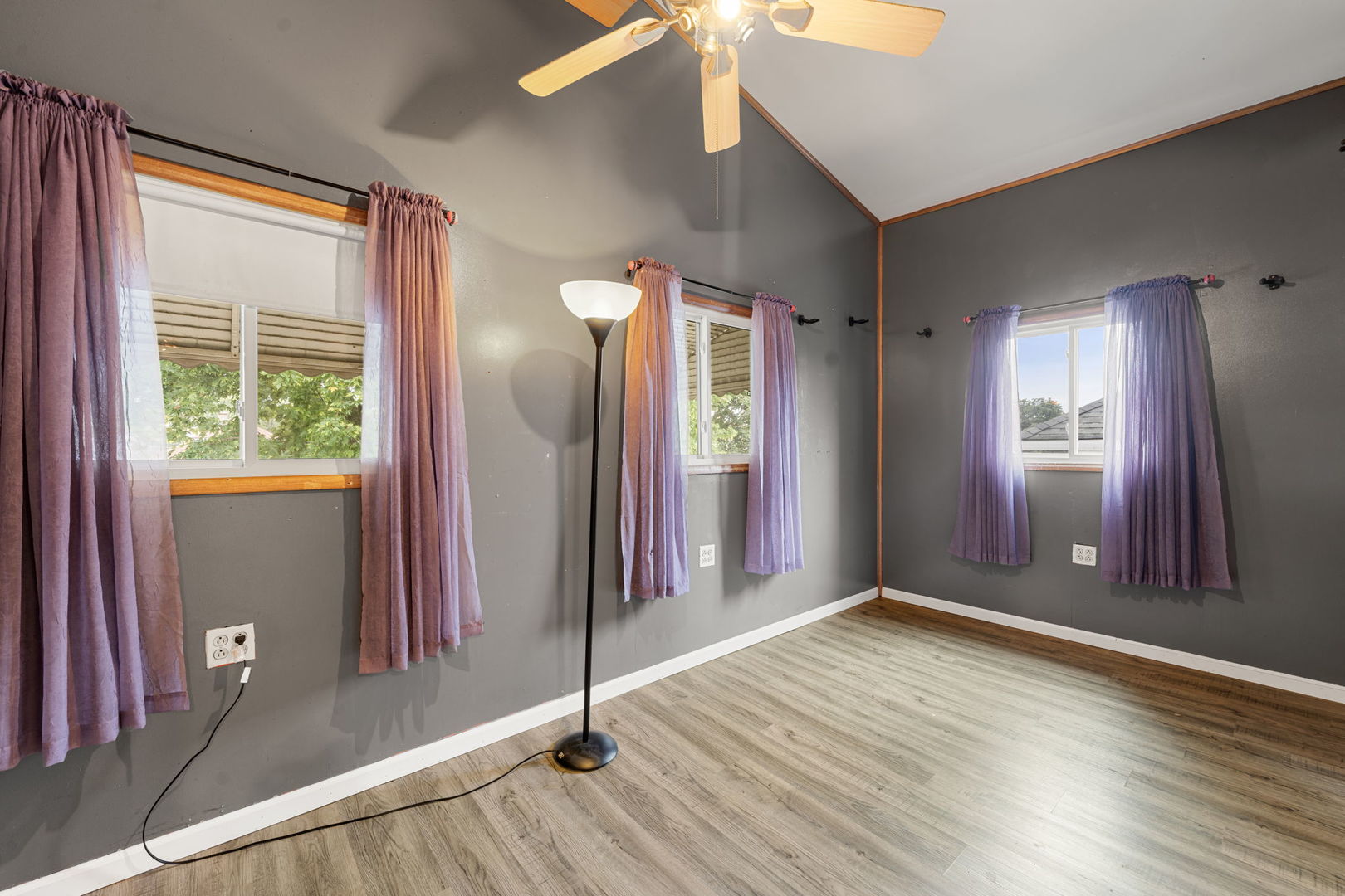 3518 N OLEANDER Avenue, Chicago, IL 60634