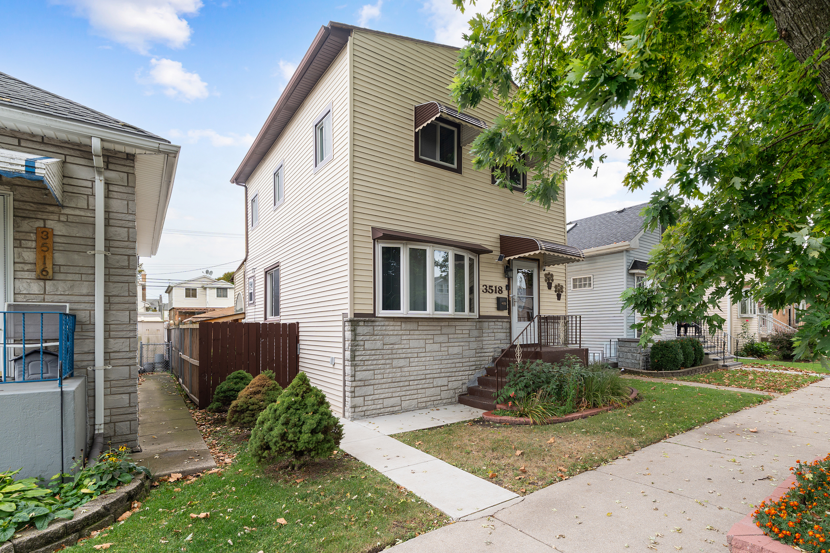 3518 N OLEANDER Avenue, Chicago, IL 60634