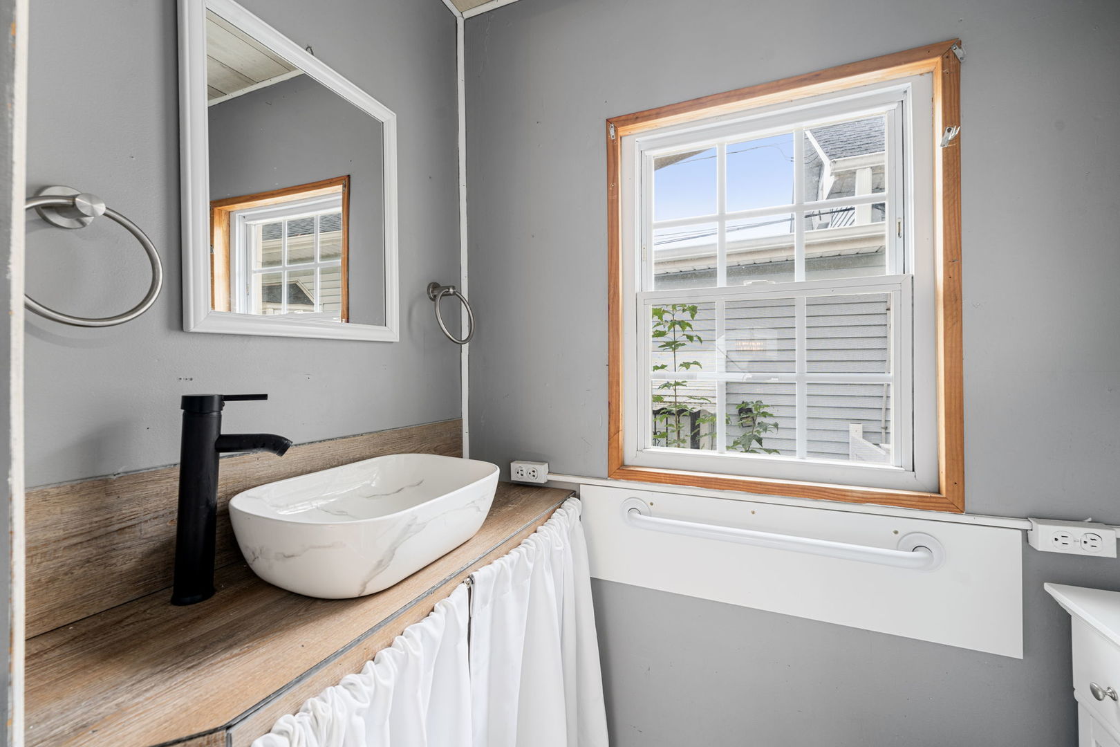 3518 N OLEANDER Avenue, Chicago, IL 60634