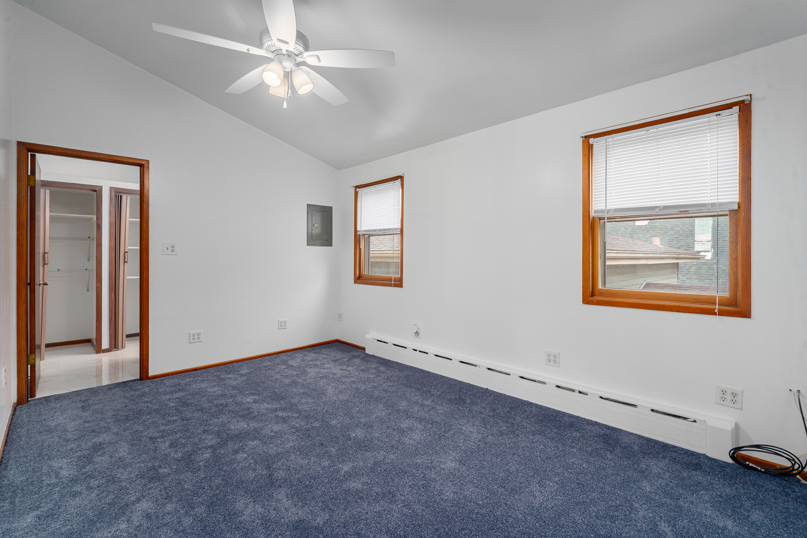 3824 WENONAH Avenue, Berwyn, IL 60402