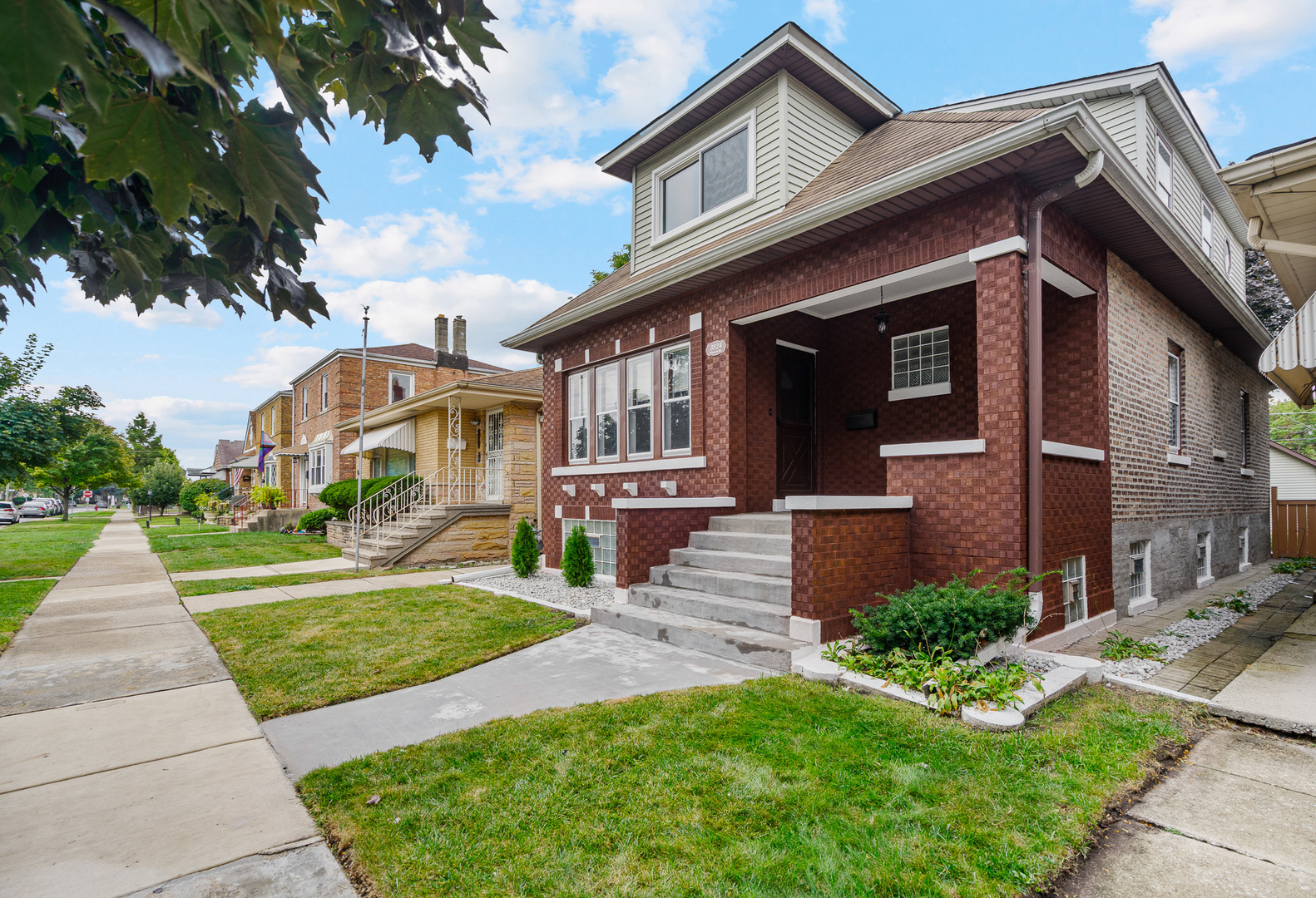 3824 WENONAH Avenue, Berwyn, IL 60402