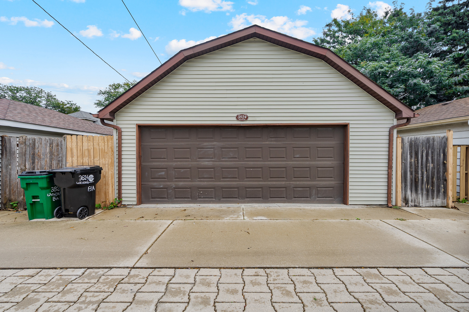 3824 WENONAH Avenue, Berwyn, IL 60402