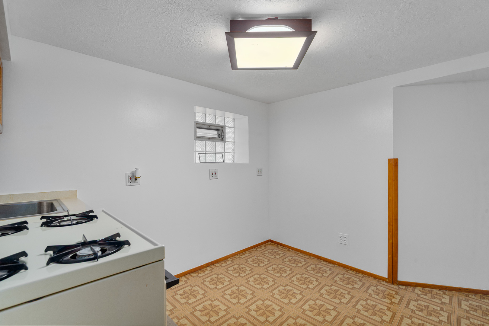 3824 WENONAH Avenue, Berwyn, IL 60402