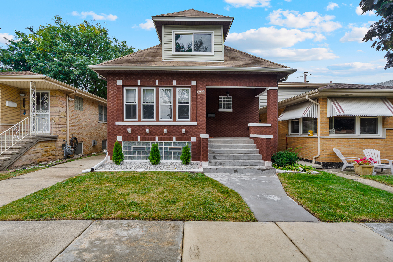 3824 WENONAH Avenue, Berwyn, IL 60402