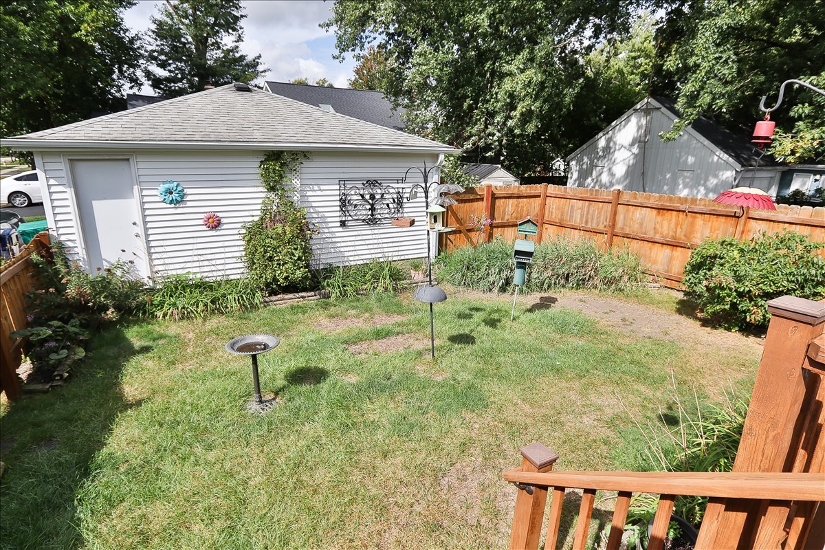 6 W Harding Road, Lombard, IL 60148