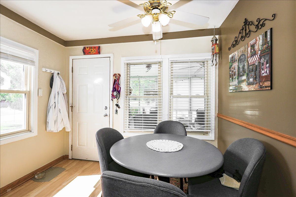 6 W Harding Road, Lombard, IL 60148