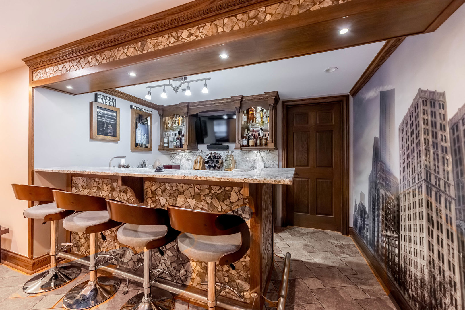 8518 S 79th Court, Justice, IL 60458