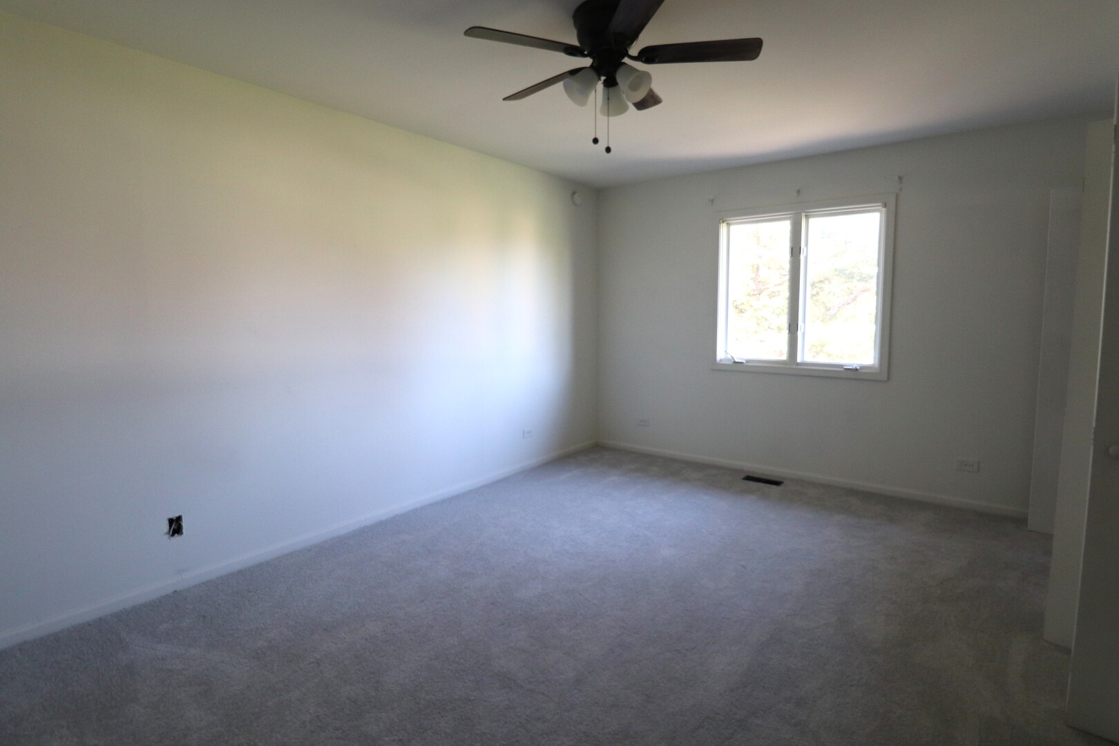 316 Morningside Drive #B, Bloomingdale, IL 60108