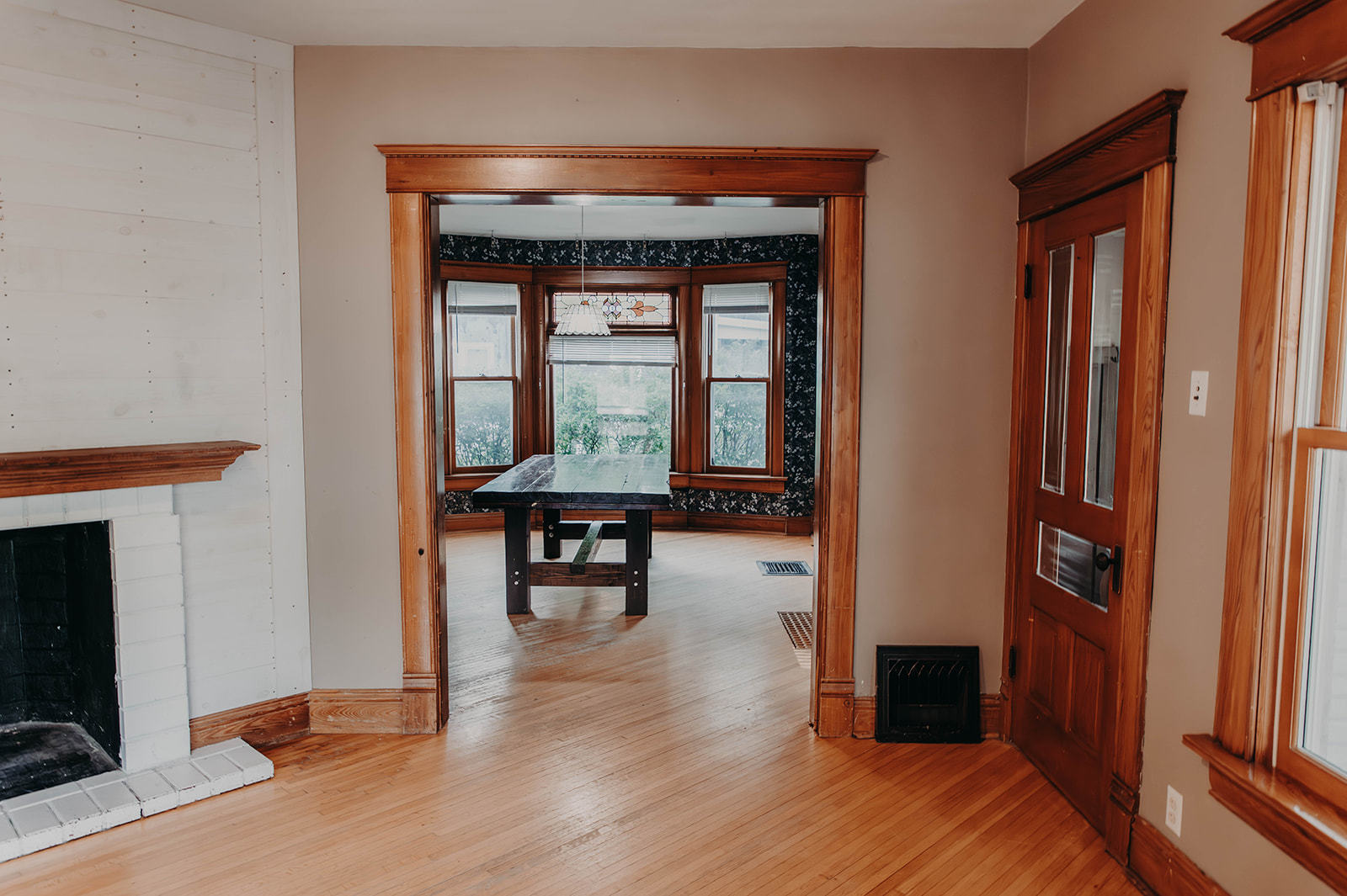 345 e market Street, Somonauk, IL 60552