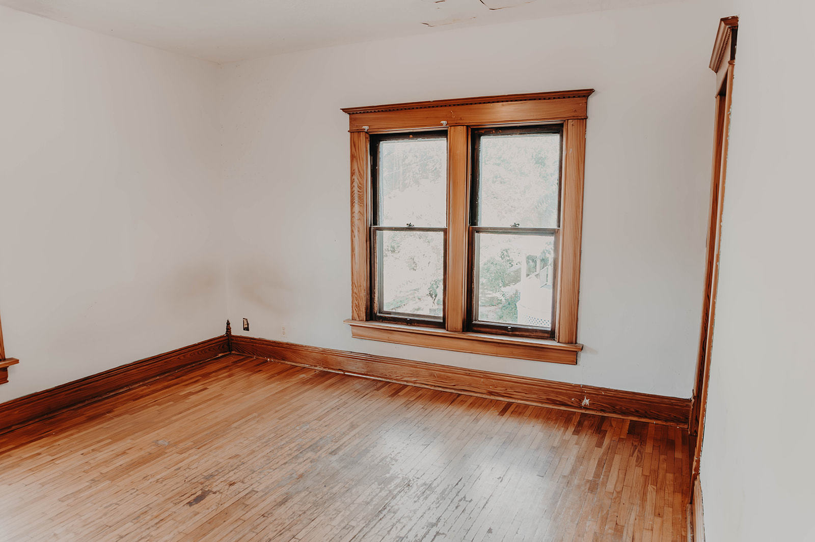 345 e market Street, Somonauk, IL 60552