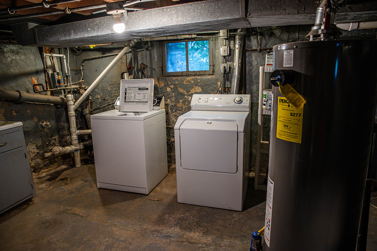 345 e market Street, Somonauk, IL 60552