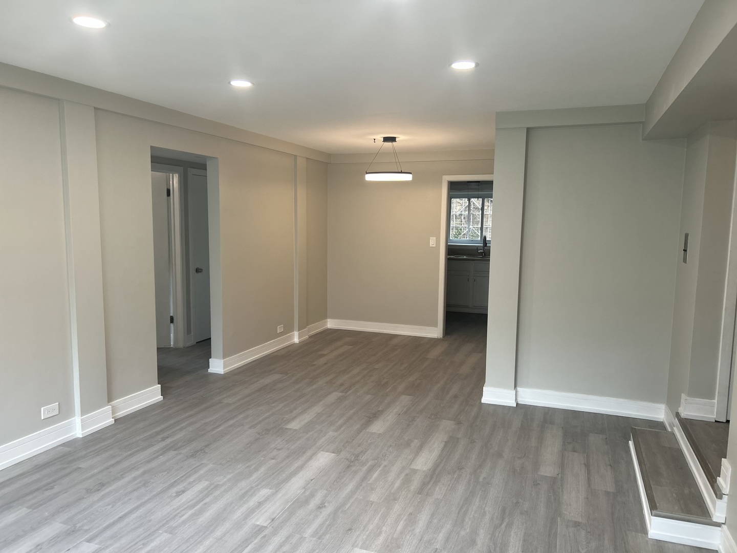 6823 N Northwest Highway #125, Chicago, IL 60631