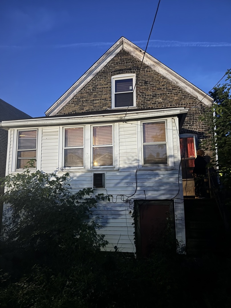4714 W Maypole Avenue, Chicago, IL 60644
