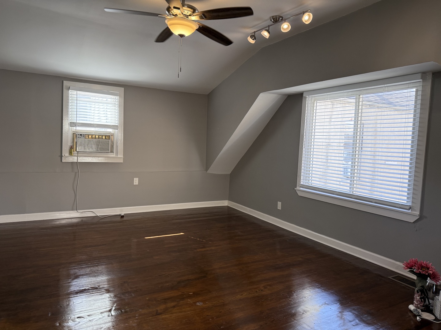 2841 S Kolin Avenue, Chicago, IL 60623