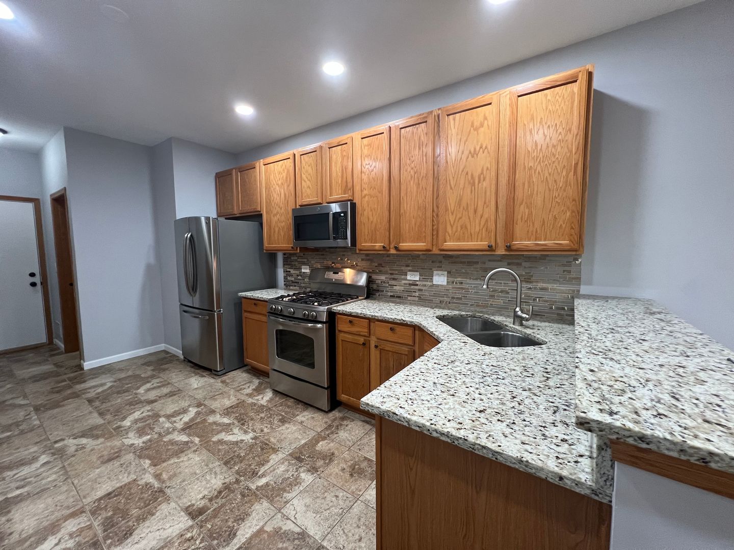 17542 Gilbert Drive, Lockport, IL 60441