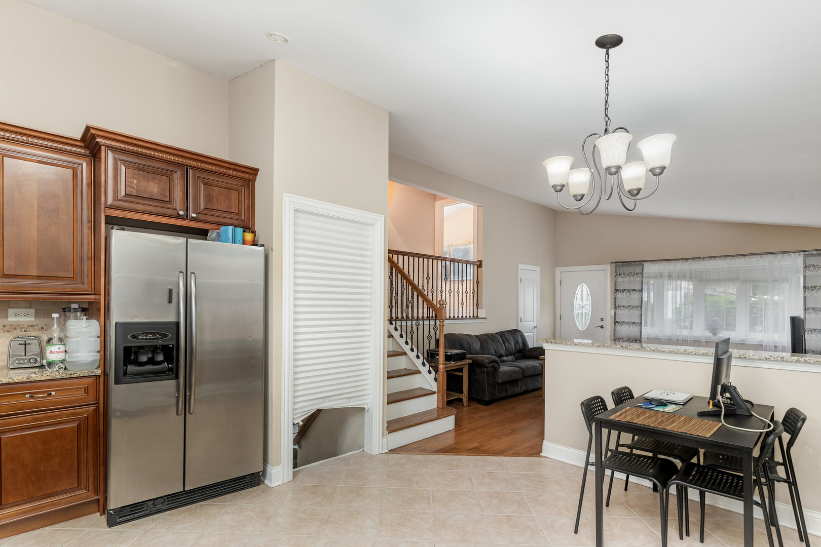 1840 Nimitz Drive, Des Plaines, IL 60018