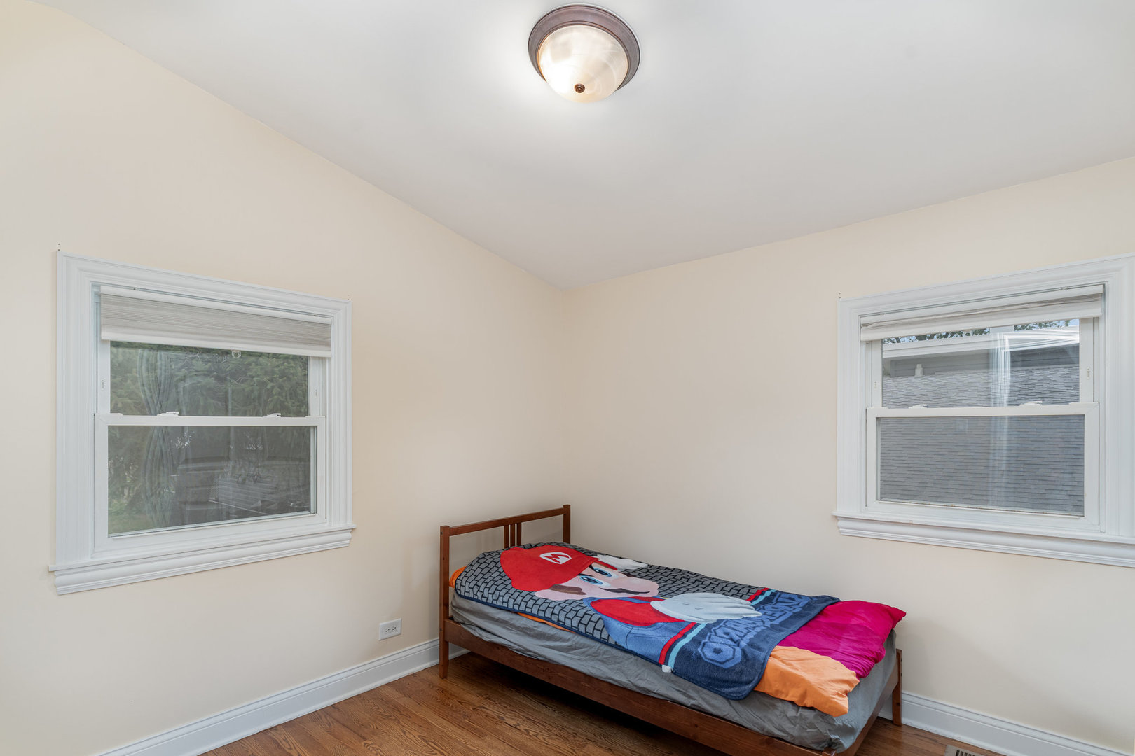 1840 Nimitz Drive, Des Plaines, IL 60018