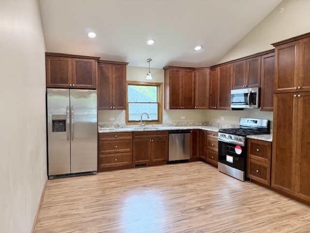 26324 W Prospect Avenue, Antioch, IL 60002