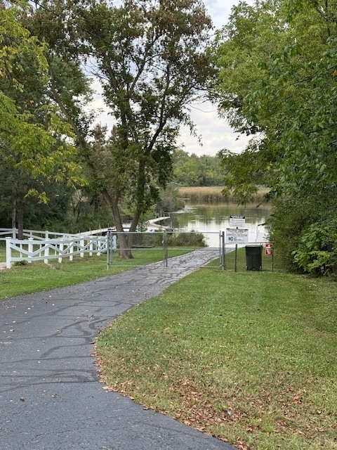 26324 W Prospect Avenue, Antioch, IL 60002