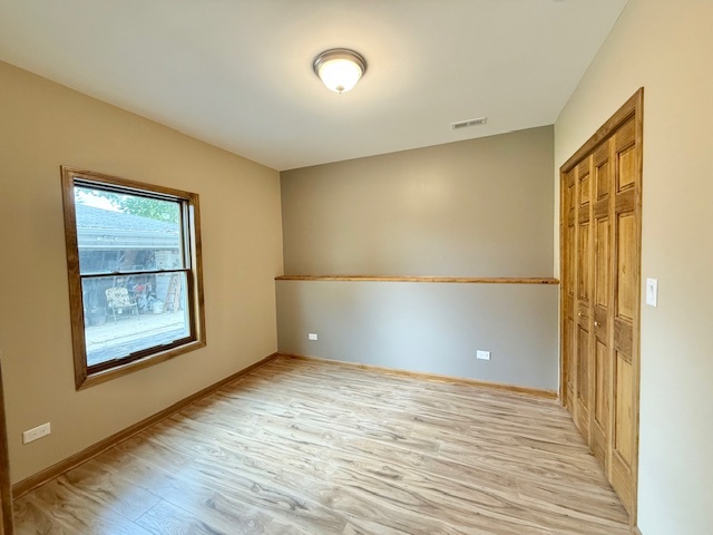 26324 W Prospect Avenue, Antioch, IL 60002