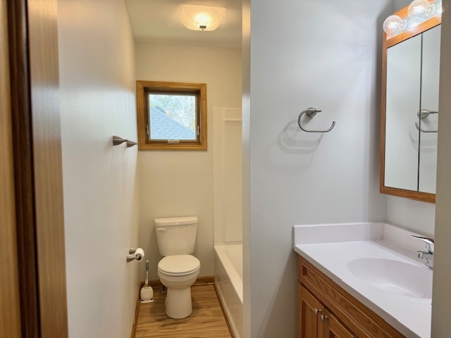 26324 W Prospect Avenue, Antioch, IL 60002