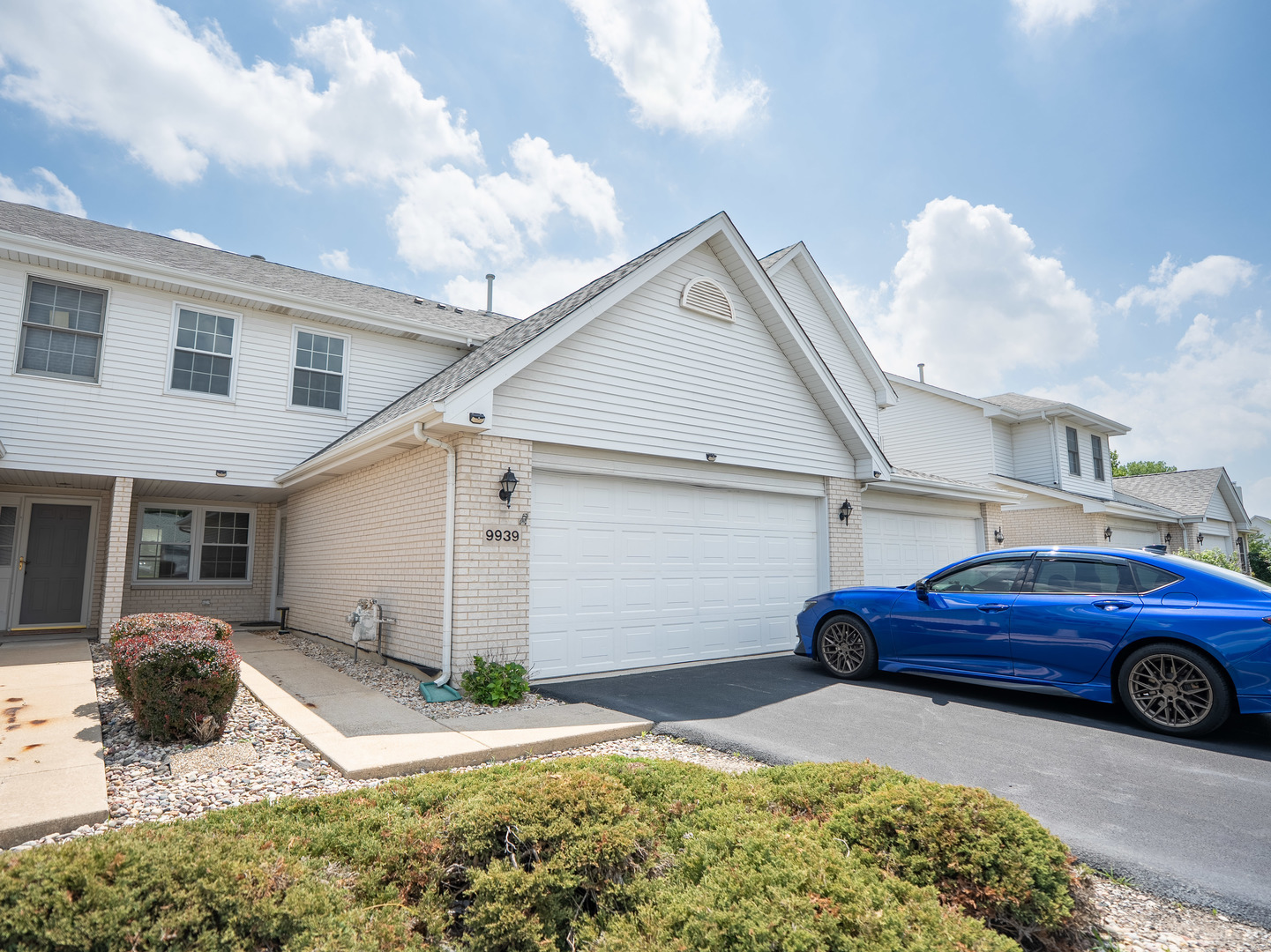 9939 CONSTITUTION Court, Orland Park, IL 60462