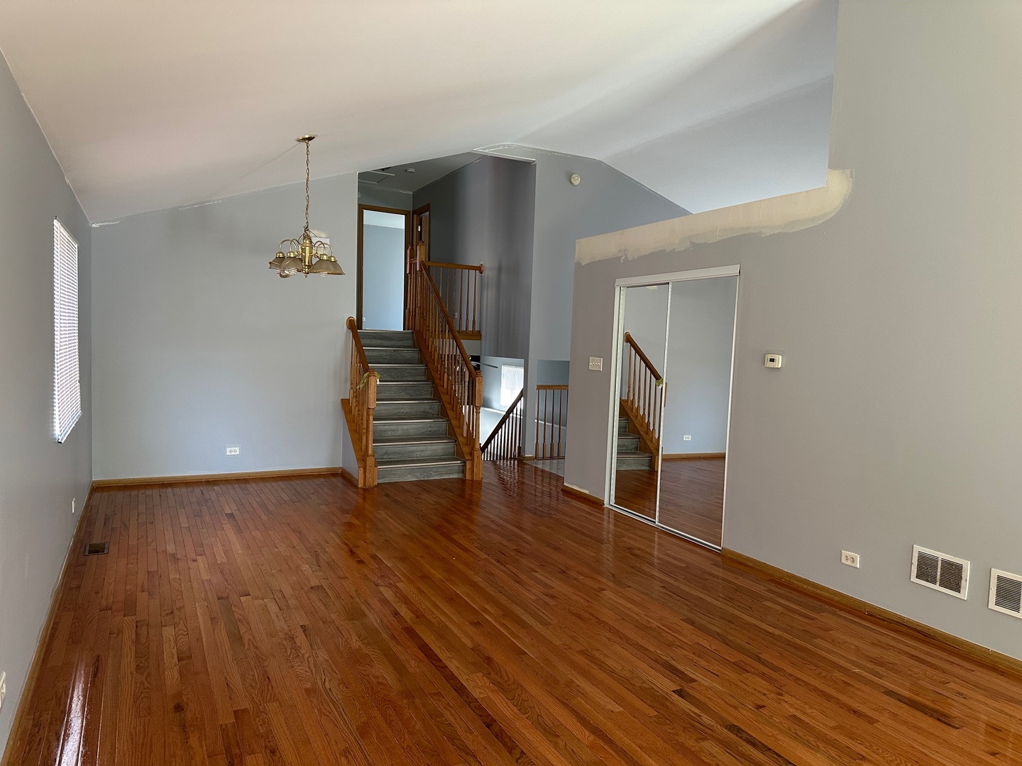 677 Forsythe Avenue, Calumet City, IL 60409