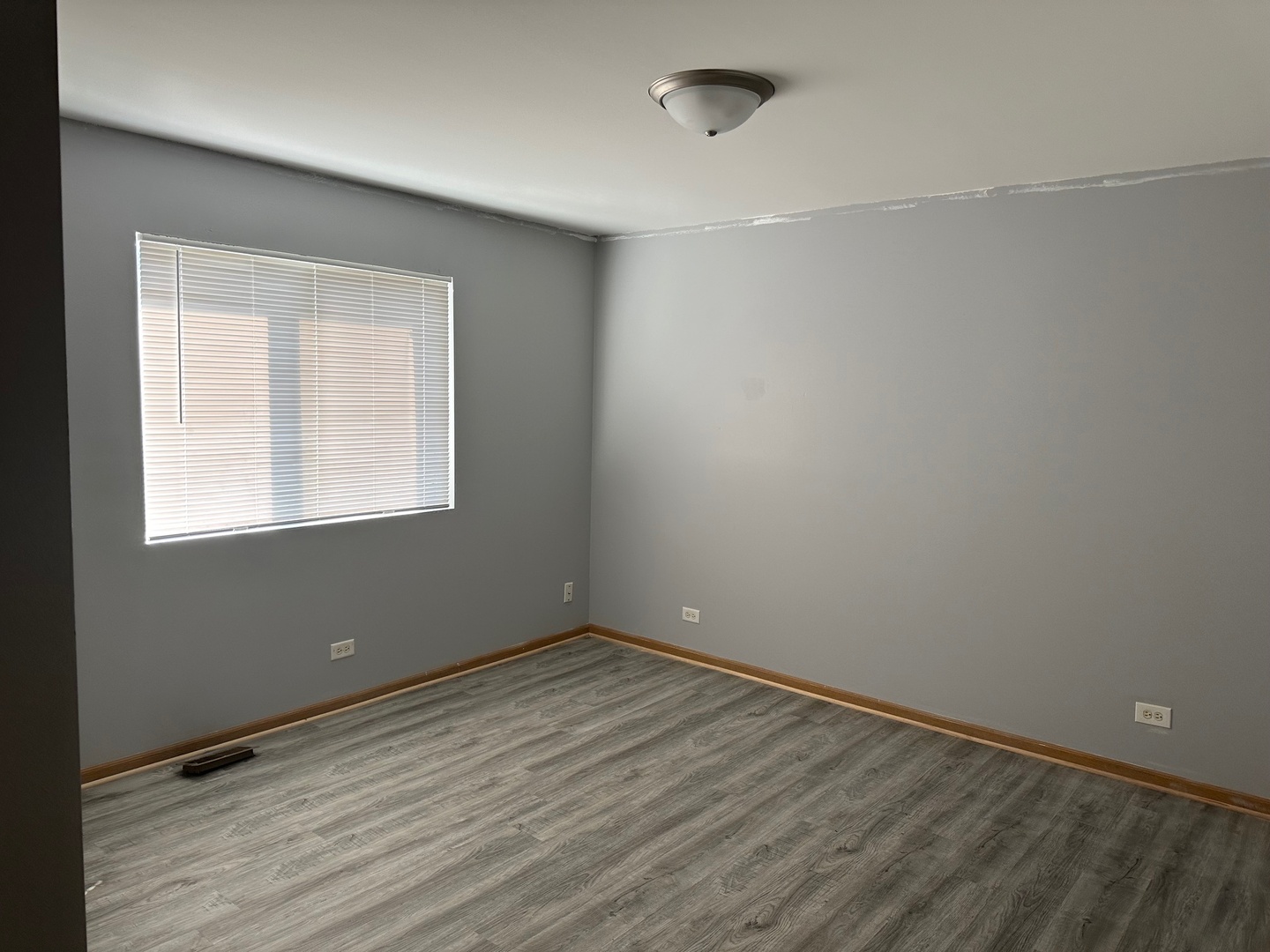 677 Forsythe Avenue, Calumet City, IL 60409