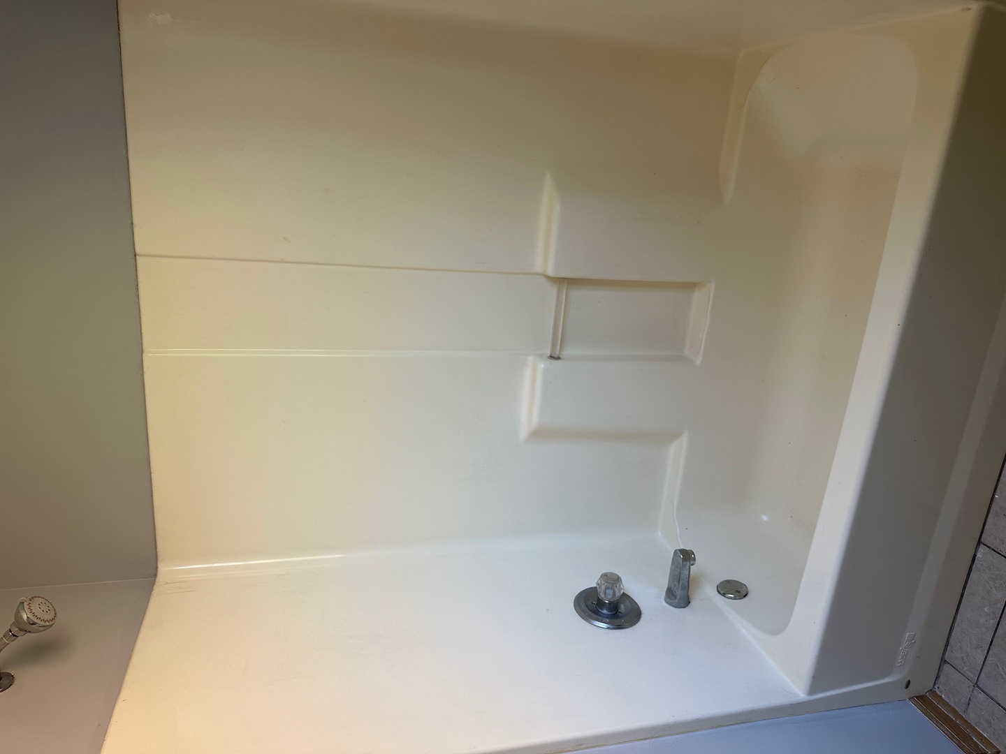 677 Forsythe Avenue, Calumet City, IL 60409