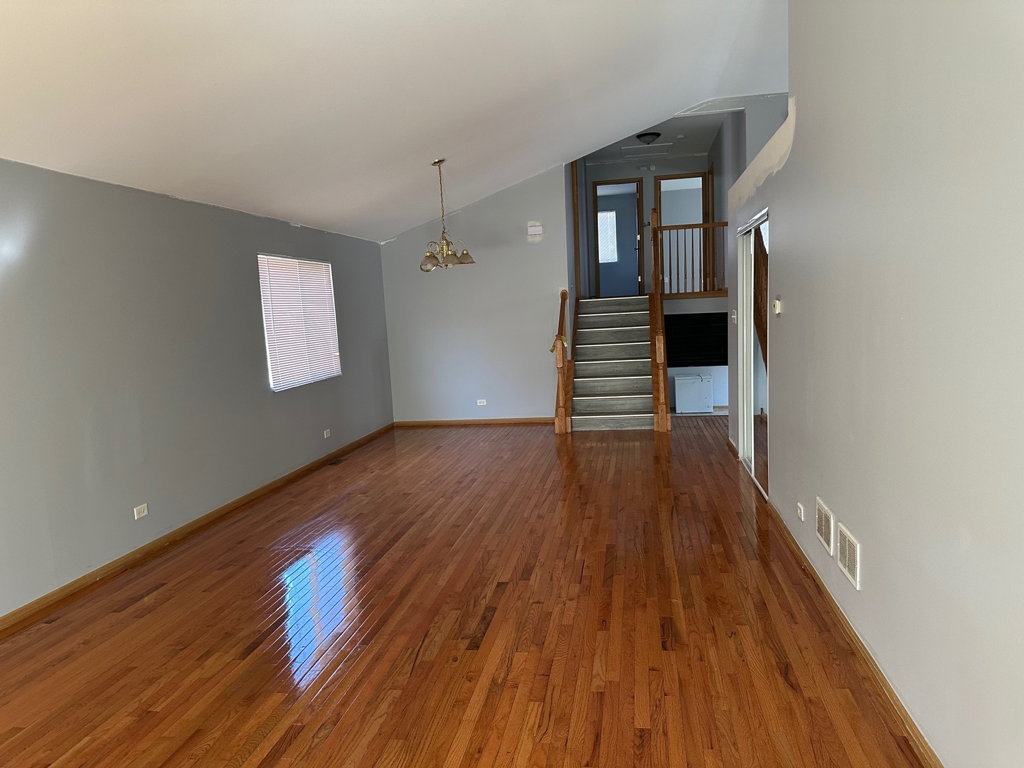 677 Forsythe Avenue, Calumet City, IL 60409