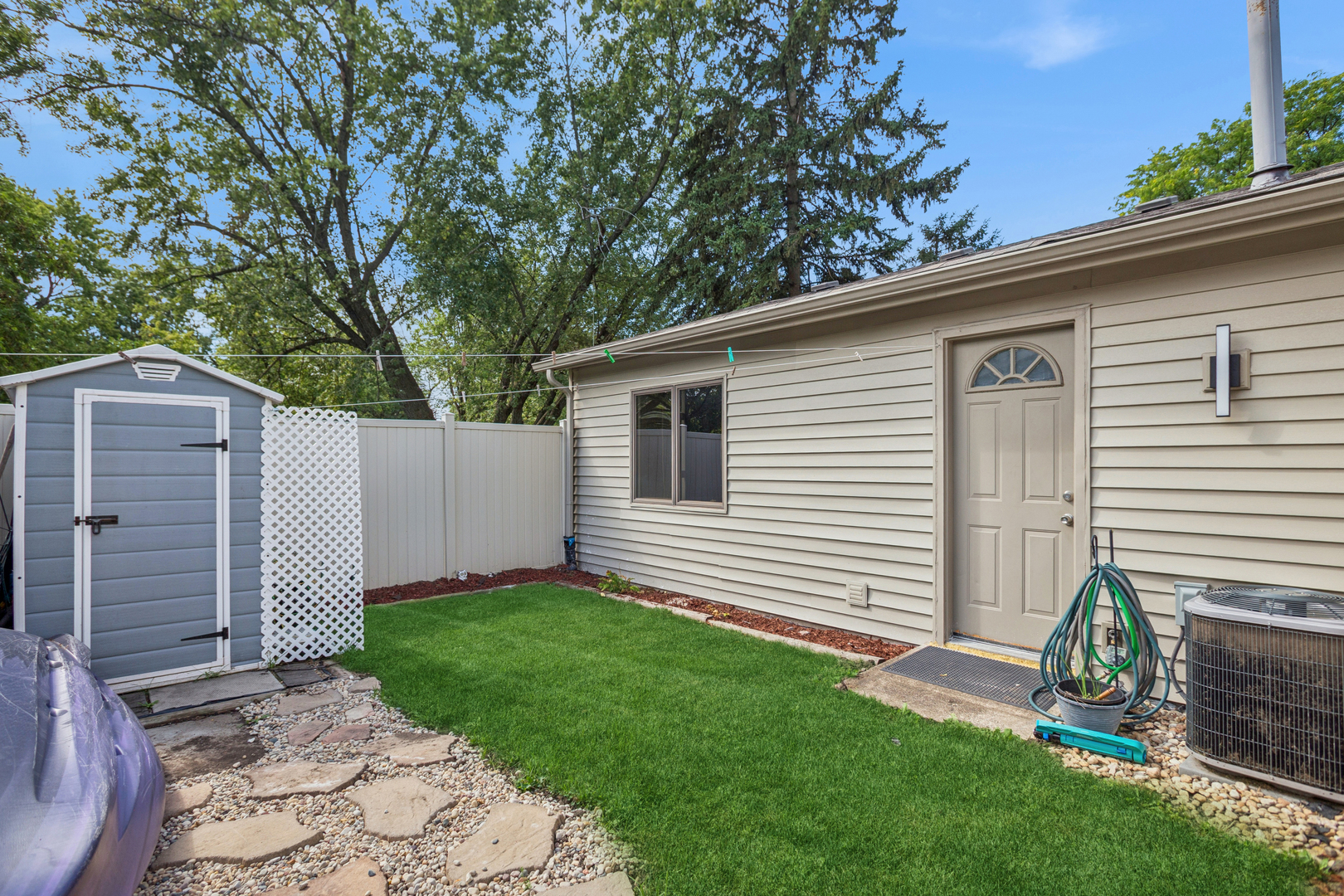168 Bedford Road, Bolingbrook, IL 60440