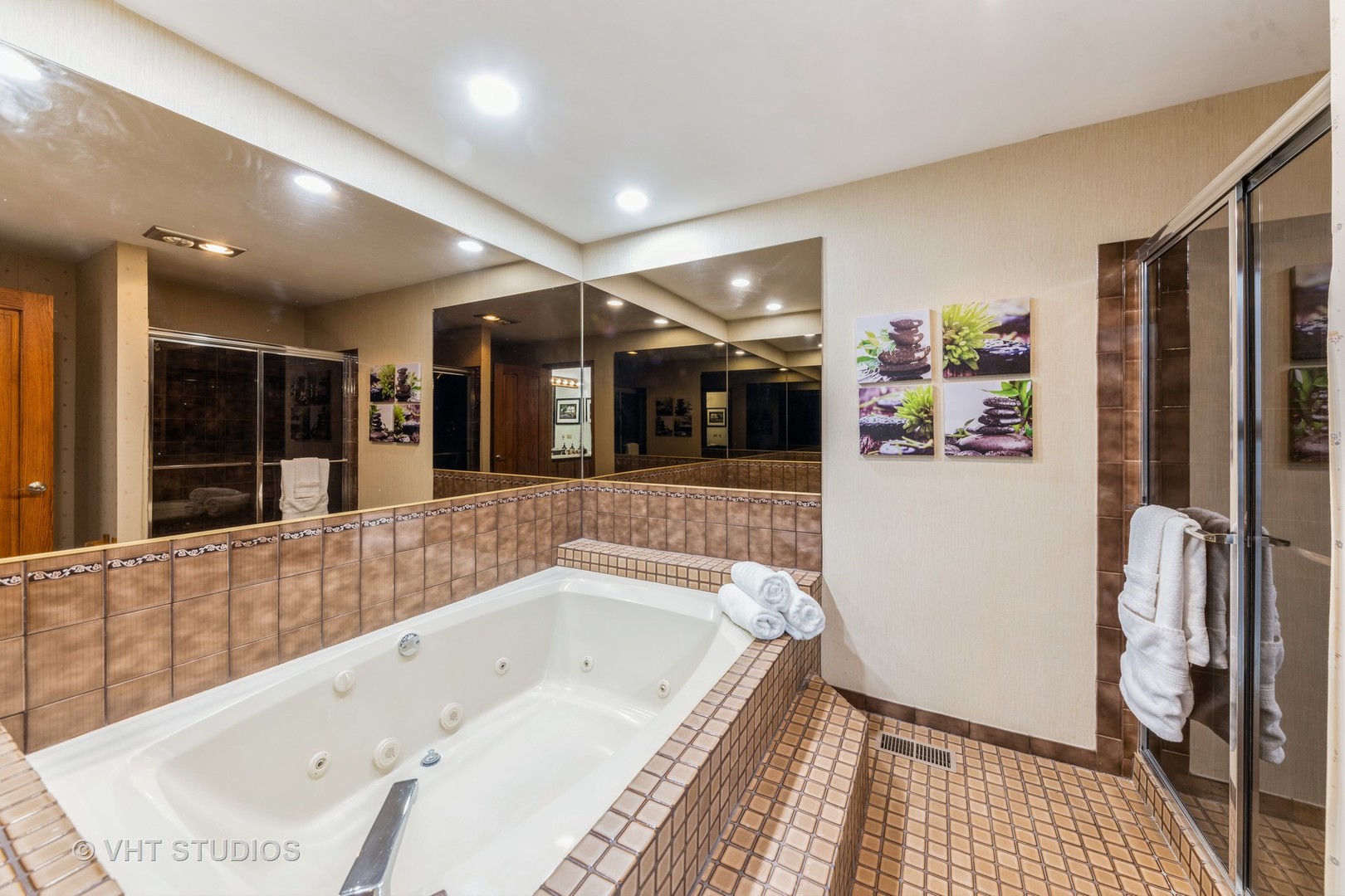 37756-88 N Cedar Lake Road, Lake Villa, IL 60046