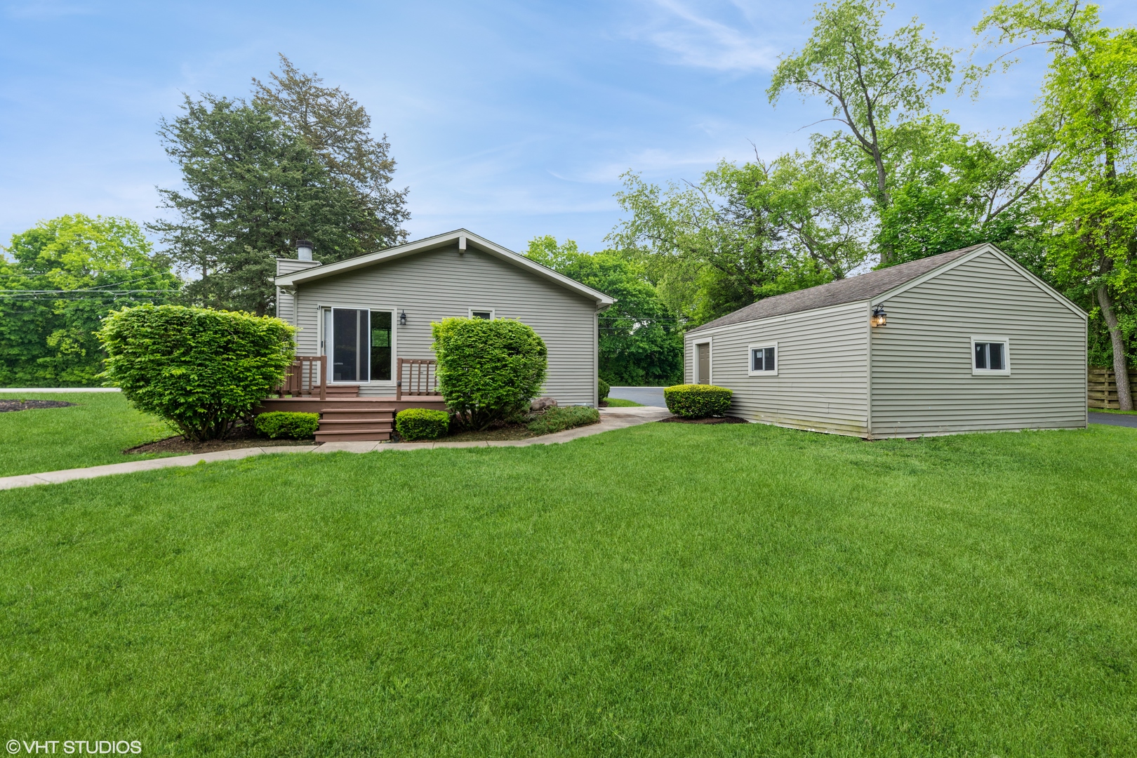 37756-88 N Cedar Lake Road, Lake Villa, IL 60046