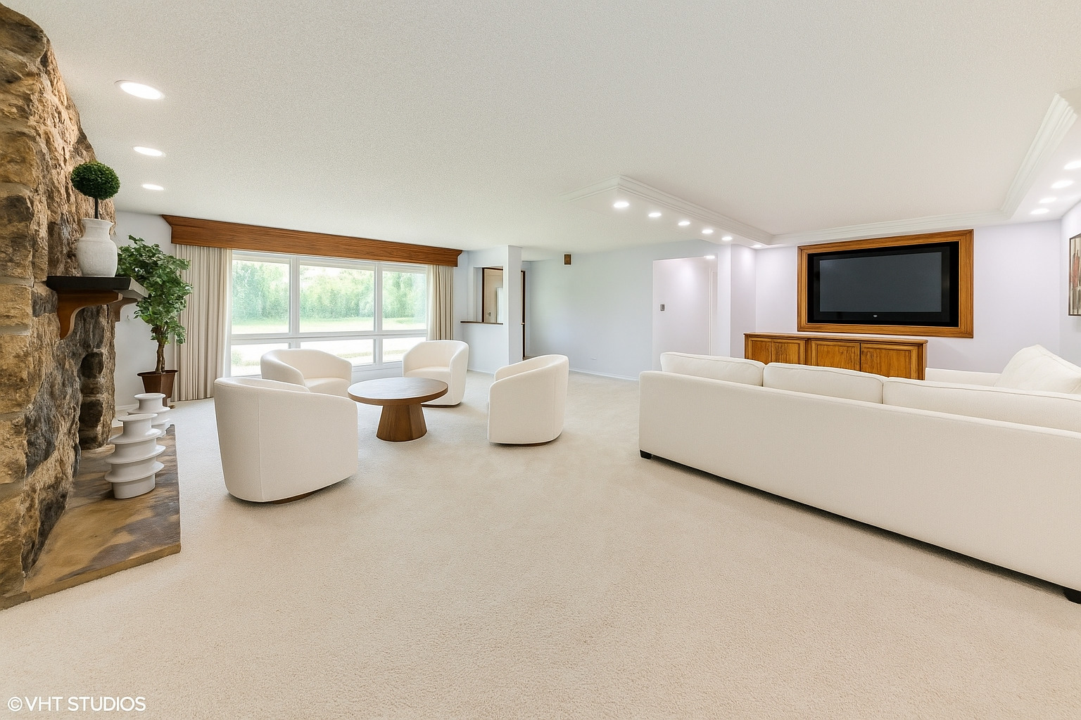 37756-88 N Cedar Lake Road, Lake Villa, IL 60046