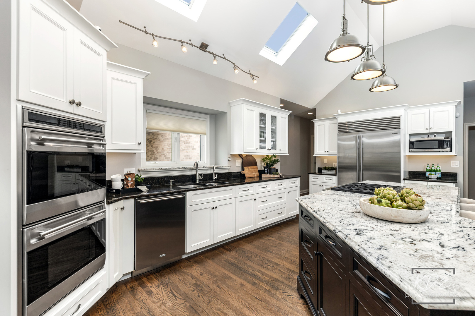 10533 Royal Porthcawl Drive, Naperville, IL 60564