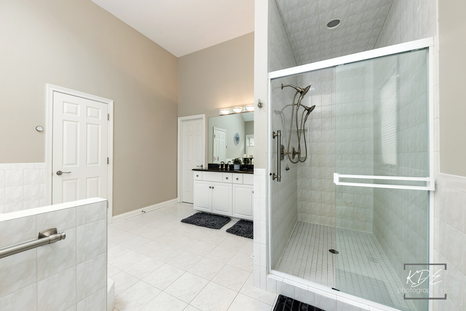10533 Royal Porthcawl Drive, Naperville, IL 60564