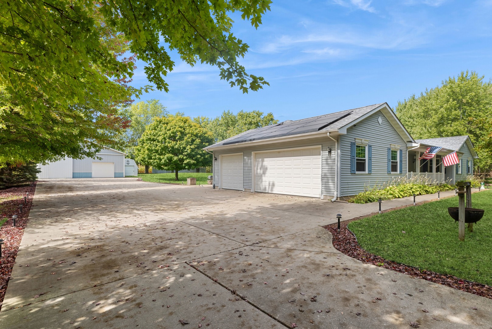 43100 N Lewis Avenue, Zion, IL 60099