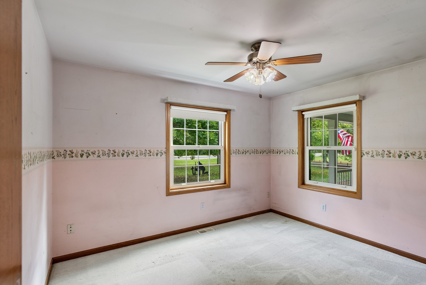 43100 N Lewis Avenue, Zion, IL 60099