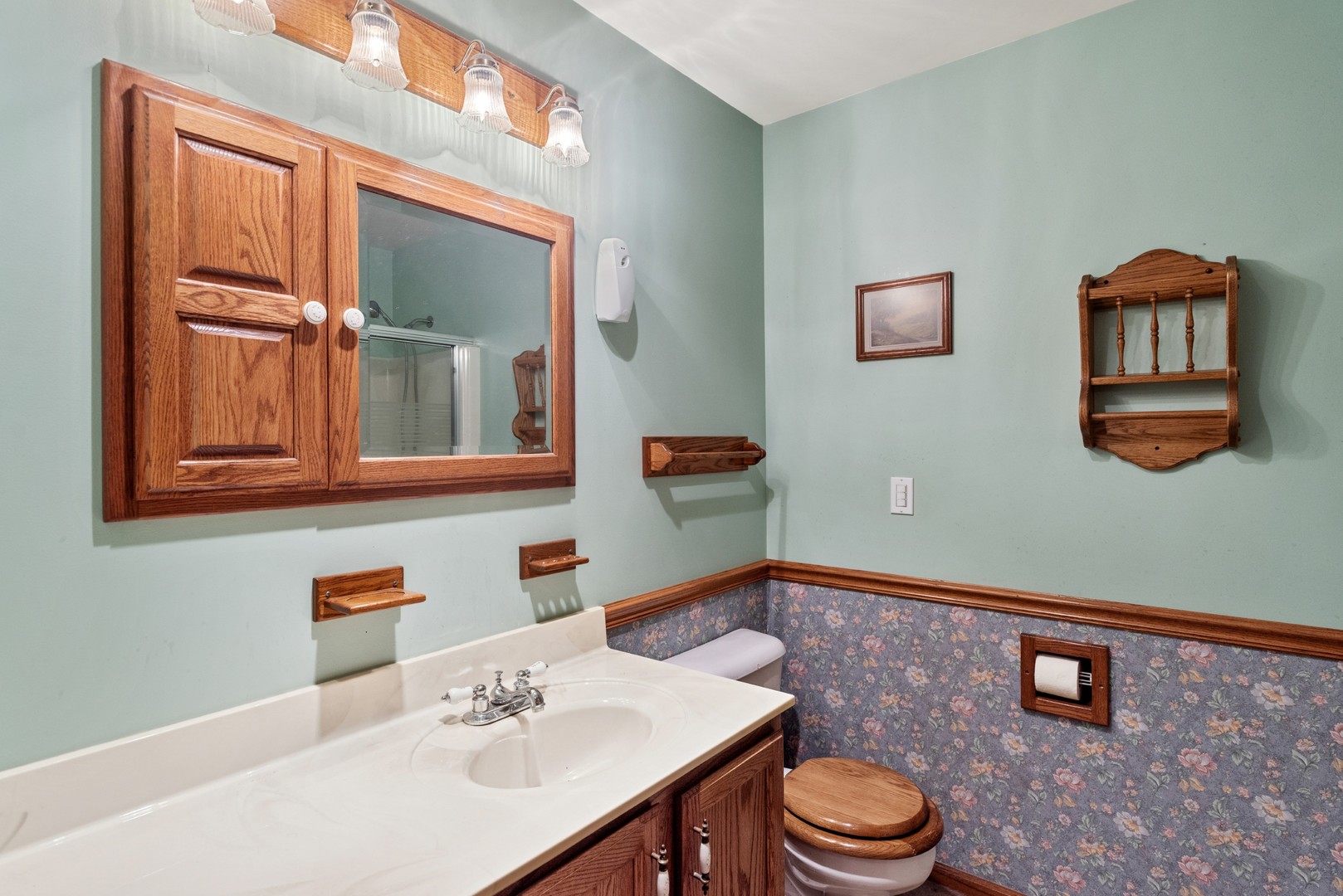 43100 N Lewis Avenue, Zion, IL 60099