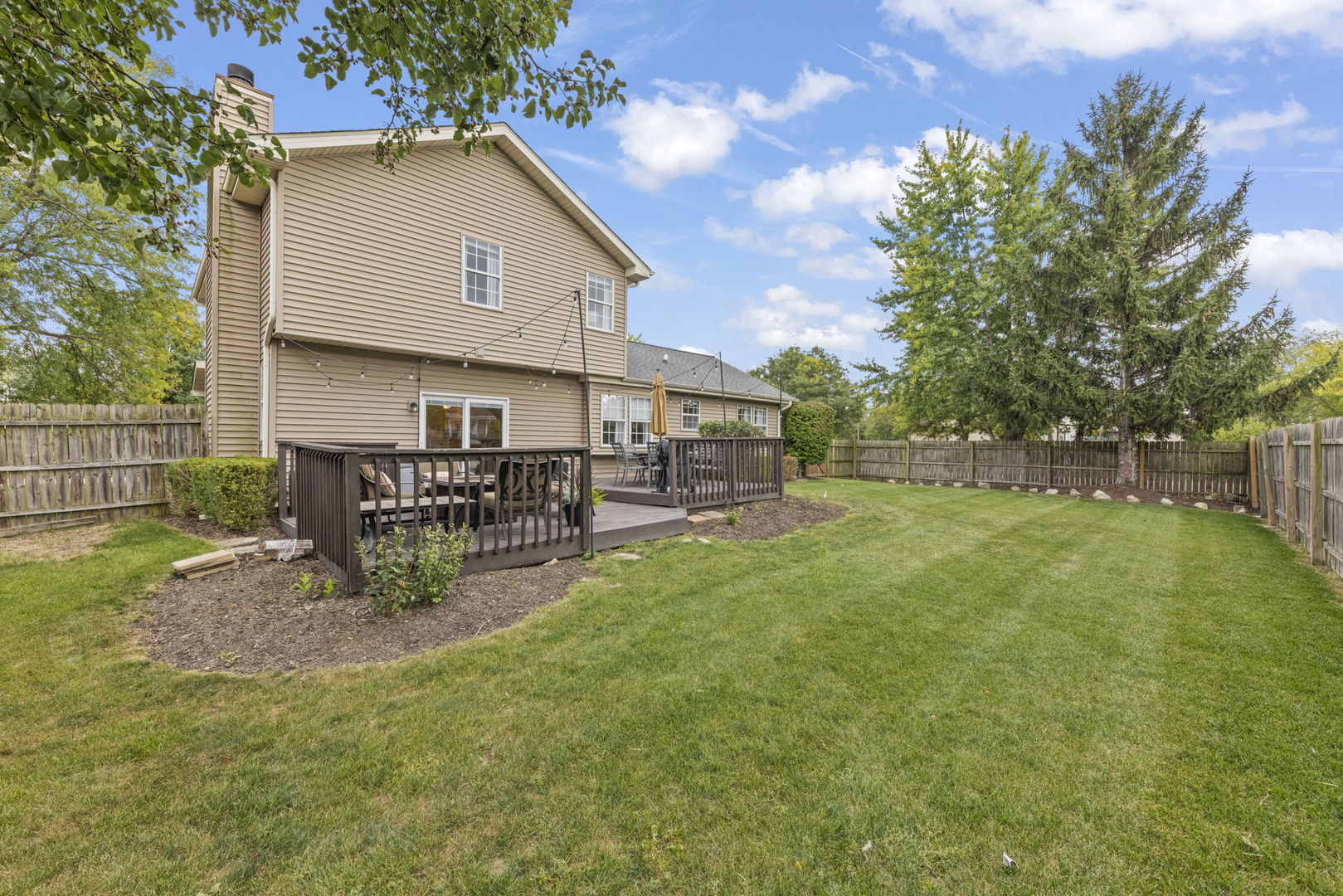 425 Cimarron Drive, Aurora, IL 60504