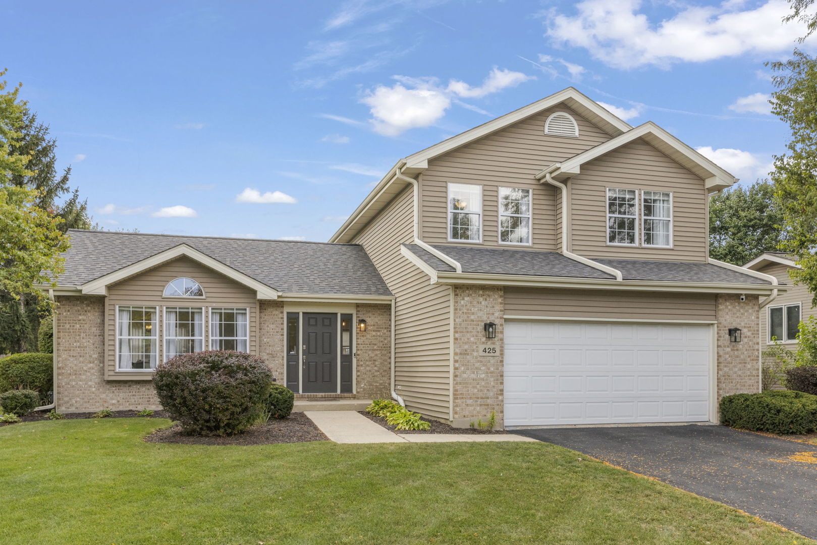 425 Cimarron Drive, Aurora, IL 60504
