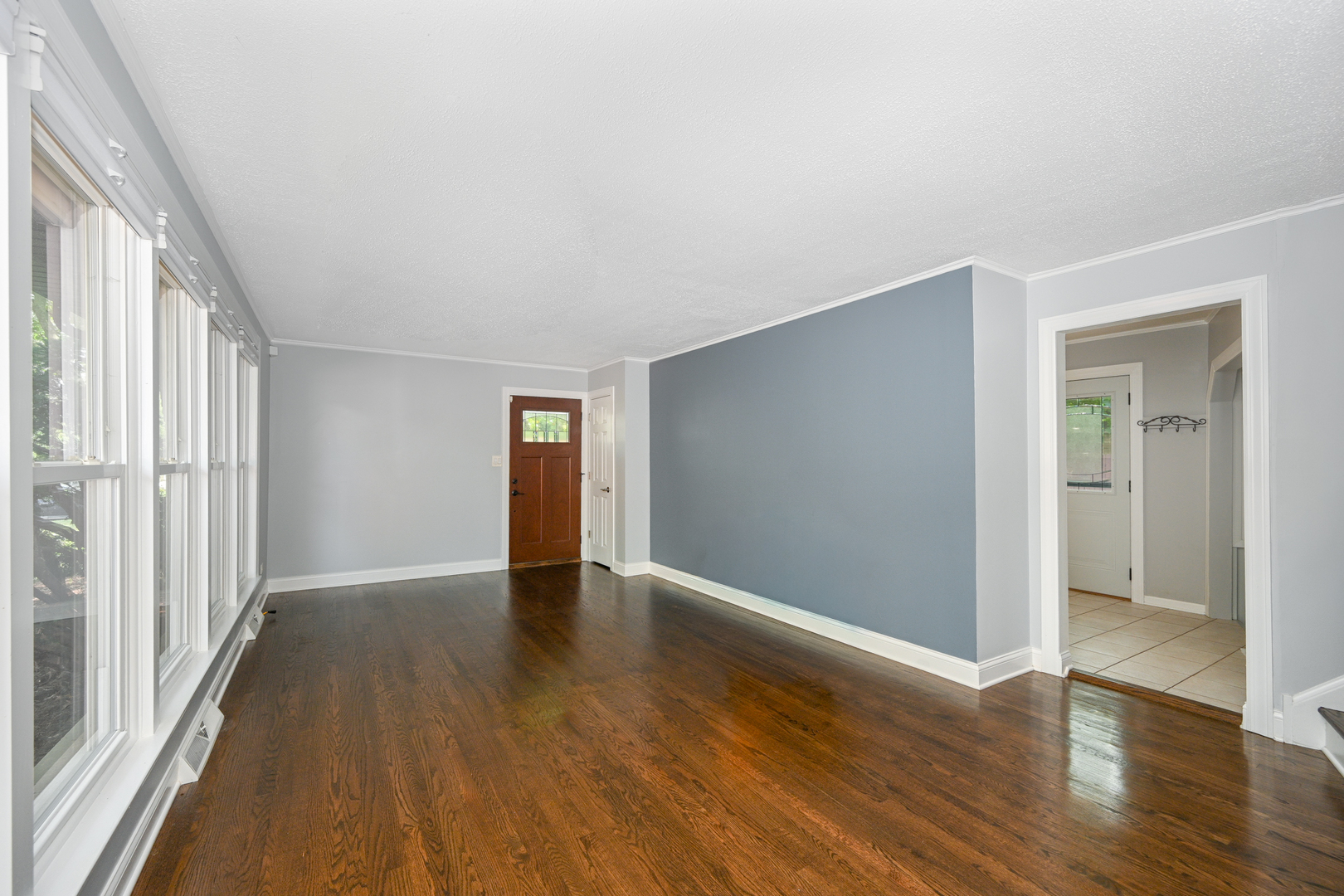 1310 S Lombard Avenue, Lombard, IL 60148