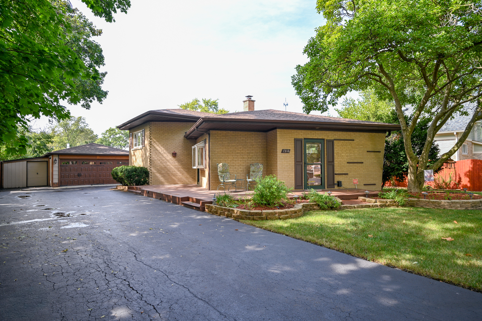 1310 S Lombard Avenue, Lombard, IL 60148